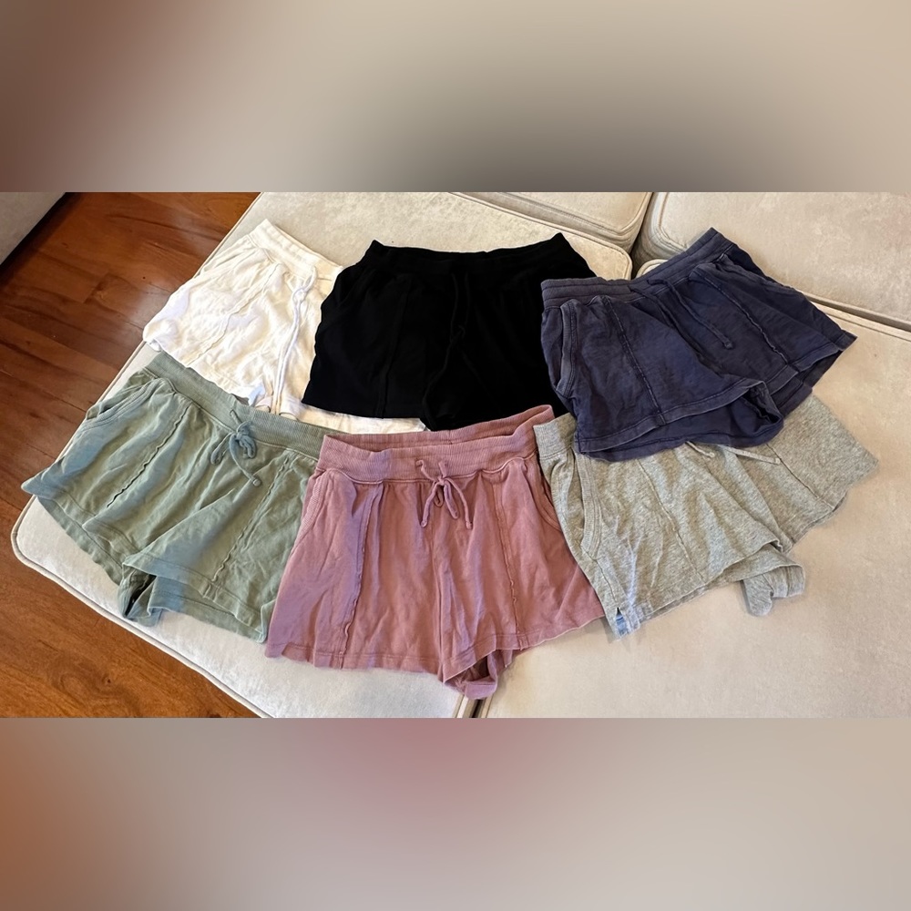 GapFit Breathe shorts - LOT OF 6 - all size small